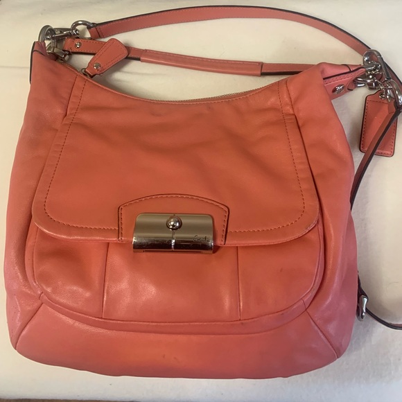 Coach Vintage Coral Crossbody purse - Picture 5 of 12